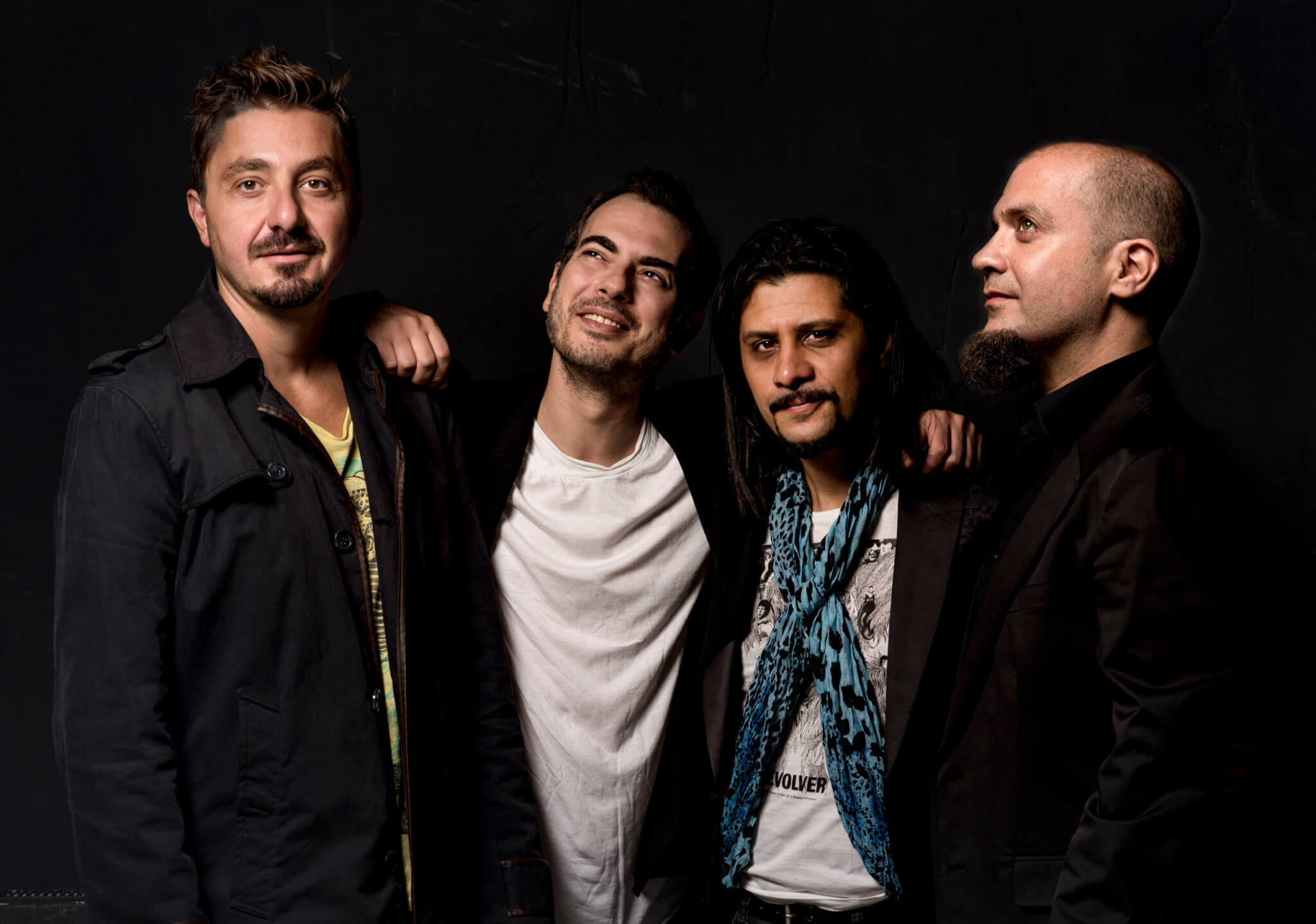 MOR VE ÖTESİ artist portrait